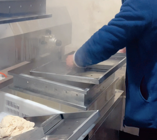 豆貴妃豆腐機(jī)怎么操作